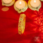 Premium Gold Plated Agomoni Chatai Necklace with Earrings